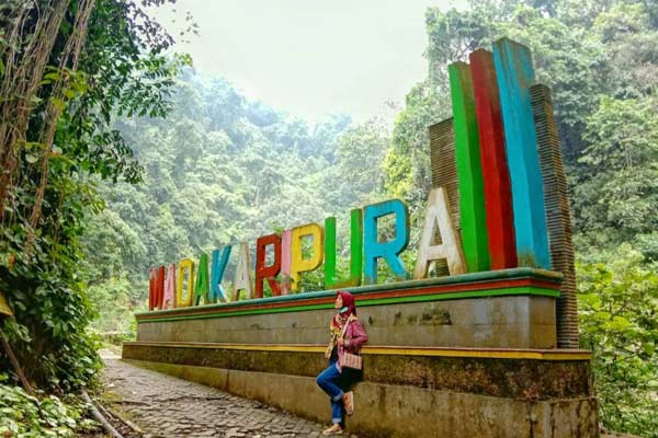 Alamat dan Rute Lokasi Obyek wisata Air Terjun Madakaripura