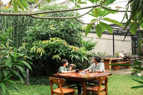 Cafe di Pondok Gede hits dan rekomended