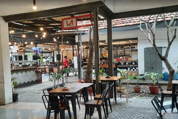 Cafe yang sedang hits di Surabaya Selatan