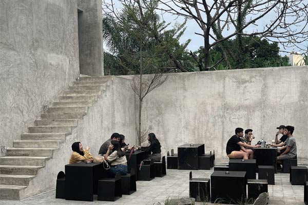Cafe yang sedang hits di Tangerang