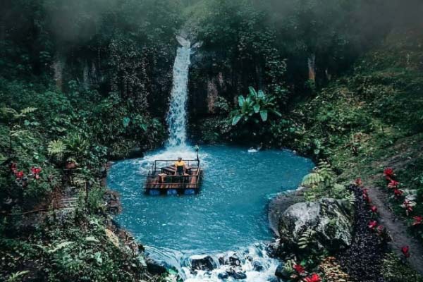 wisata alam air terjun di kabupaten malang