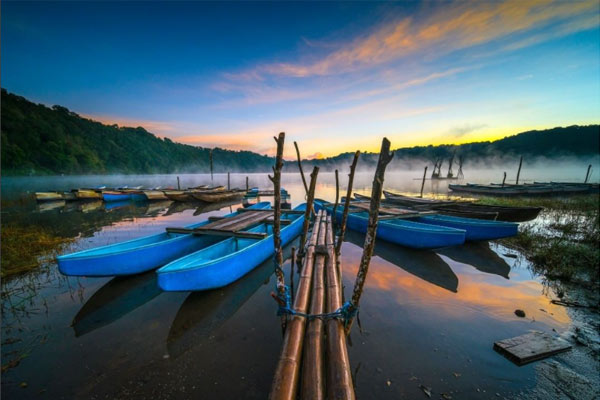 Danau Tamblingan Bali