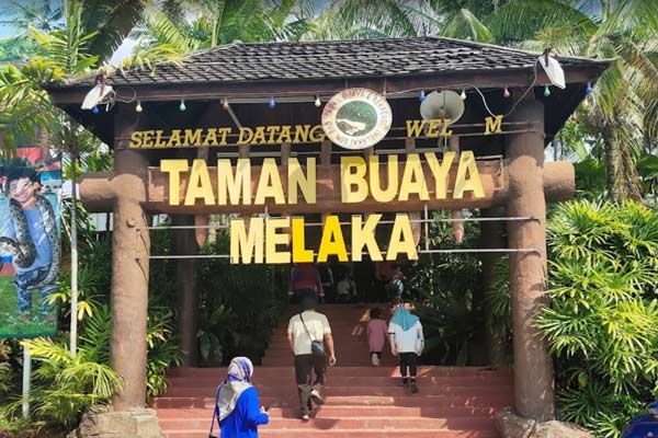 Entrace Fee Taman Buaya Melaka