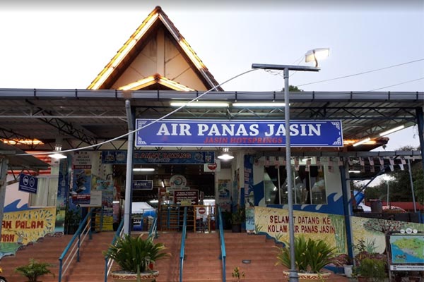Entrance Fee Kolam Air Panas Jasin