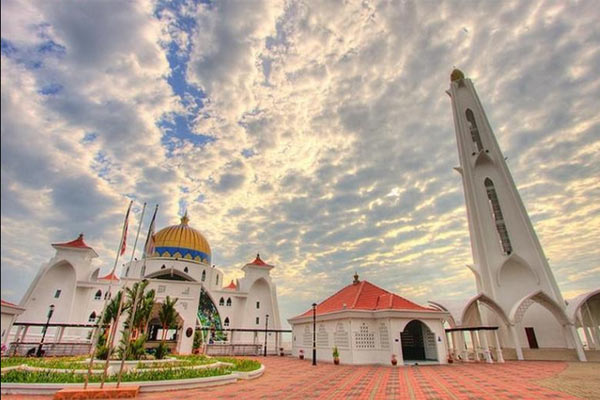 Facillity Melaka Straits Mosque