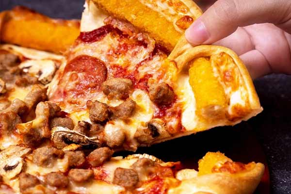 Harga Menu Makanan Pizza Hut Crown Crust