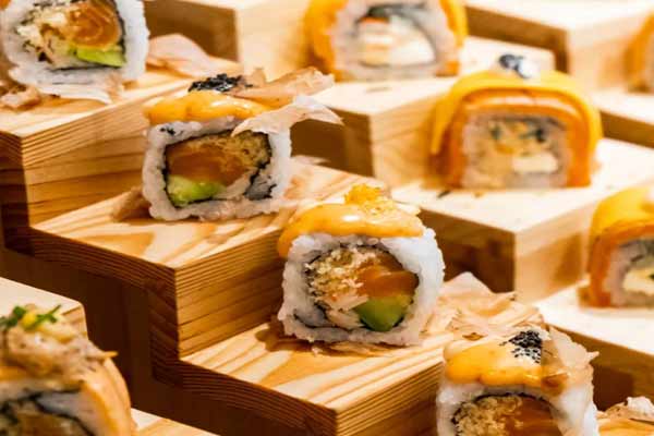Harga Menu Makanan Sushi Hiro PIK
