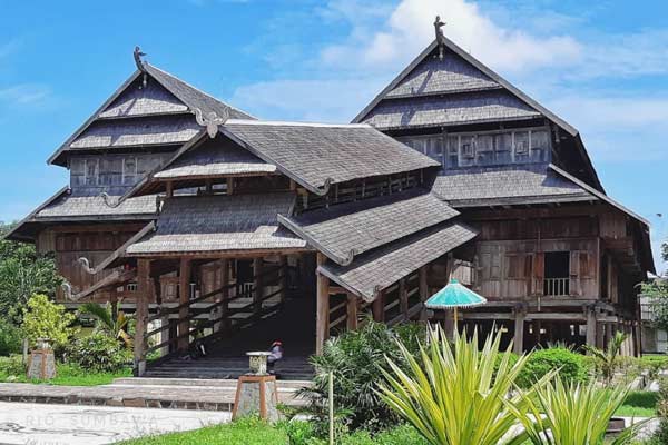 Istana Dalam Loka Sumbawa
