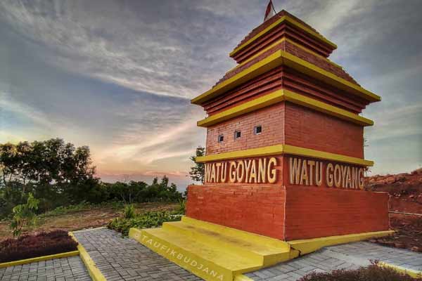 Jam Buka Watu Goyang