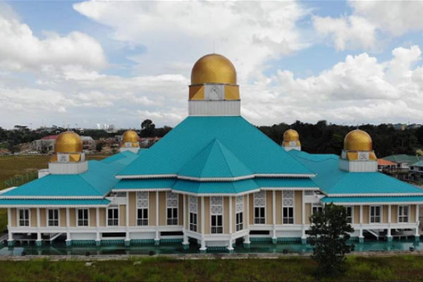 tempat ibadah masjid di kuching