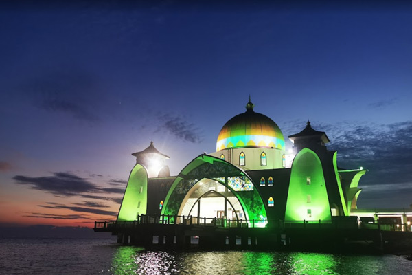 Opening Hours Melaka Straits Mosque
