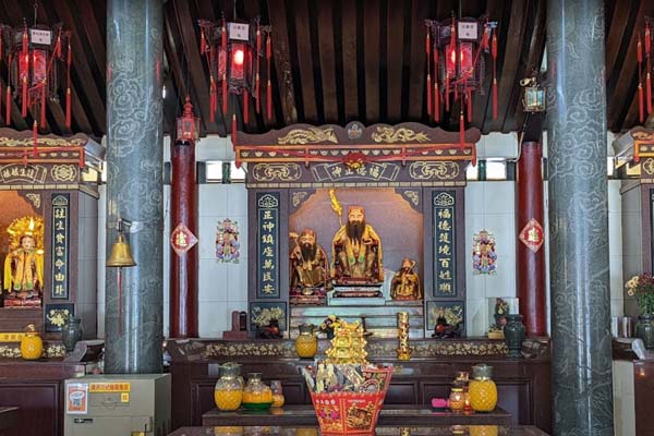 Opening Hours Tua Pek Kong Temple 