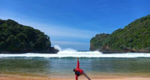 Pantai Batu Bengkung Malang Jawa Timur