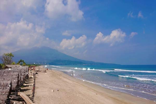 Pantai Kedu Warna Lampung