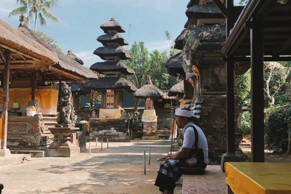 tempat liburan di kota mataram lombok barat