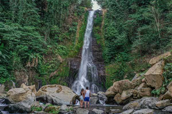 Spot Wisata di Gitgit Waterfall