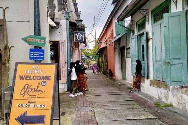 Spot Wisata di Kampung Batik Kauman