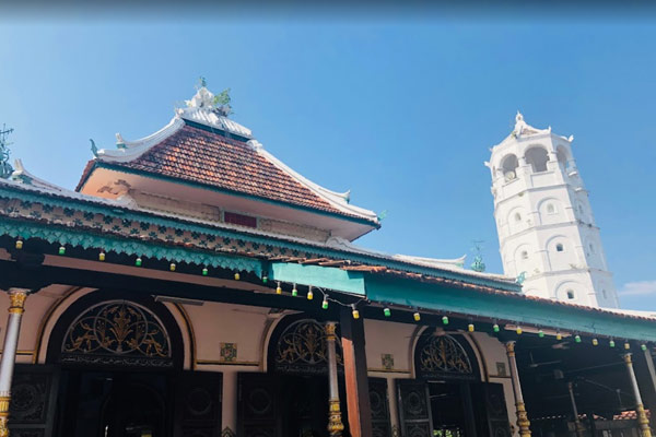 Spot di Masjid Tengkera