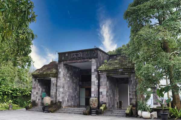Sumberwatu Heritage Yogyakarta
