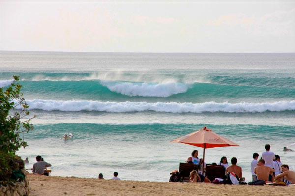 Tips Berkunjung ke Pantai Dreamland Beach Bali