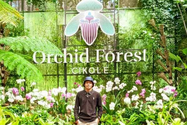 anggrek Orchid Forest Cikole