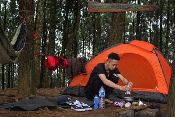 camping di Bukit Gantole Cililin 