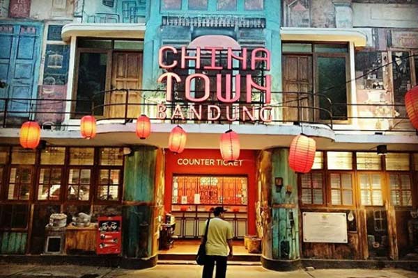 Chinatown Bandung Harga Tiket Masuk & Spot Foto Terbaru 2020