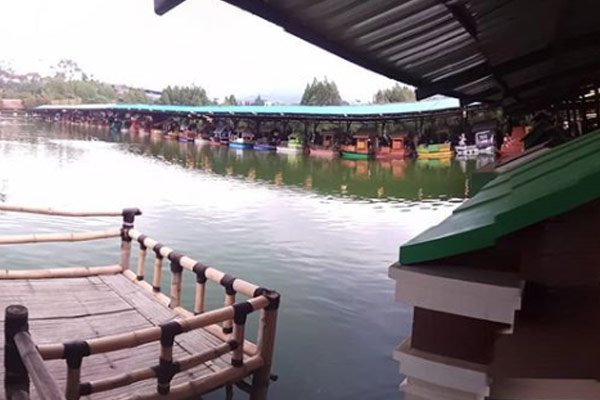 harga tiket masuk floating market lembang
