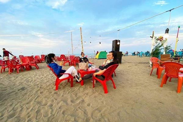 Pantai Sigandu - Harga Tiket Masuk & Spot Foto Terbaru 2023