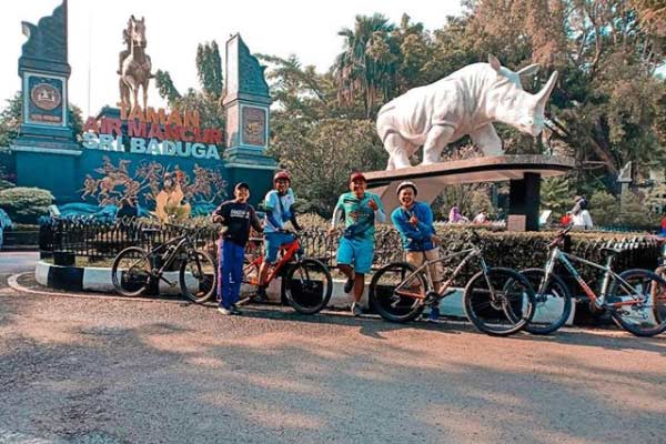 tips berkunjung ke Taman Air Mancur Sri Baduga